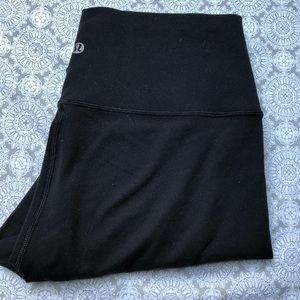 Lululemon Black Wunder Under Leggings